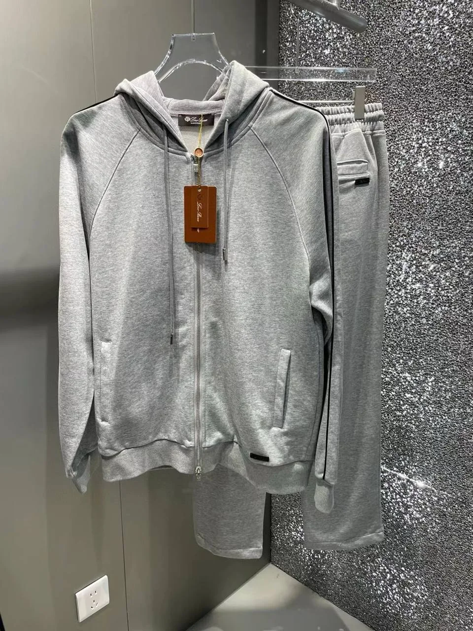 Чоловічий костюм - Loro Piana